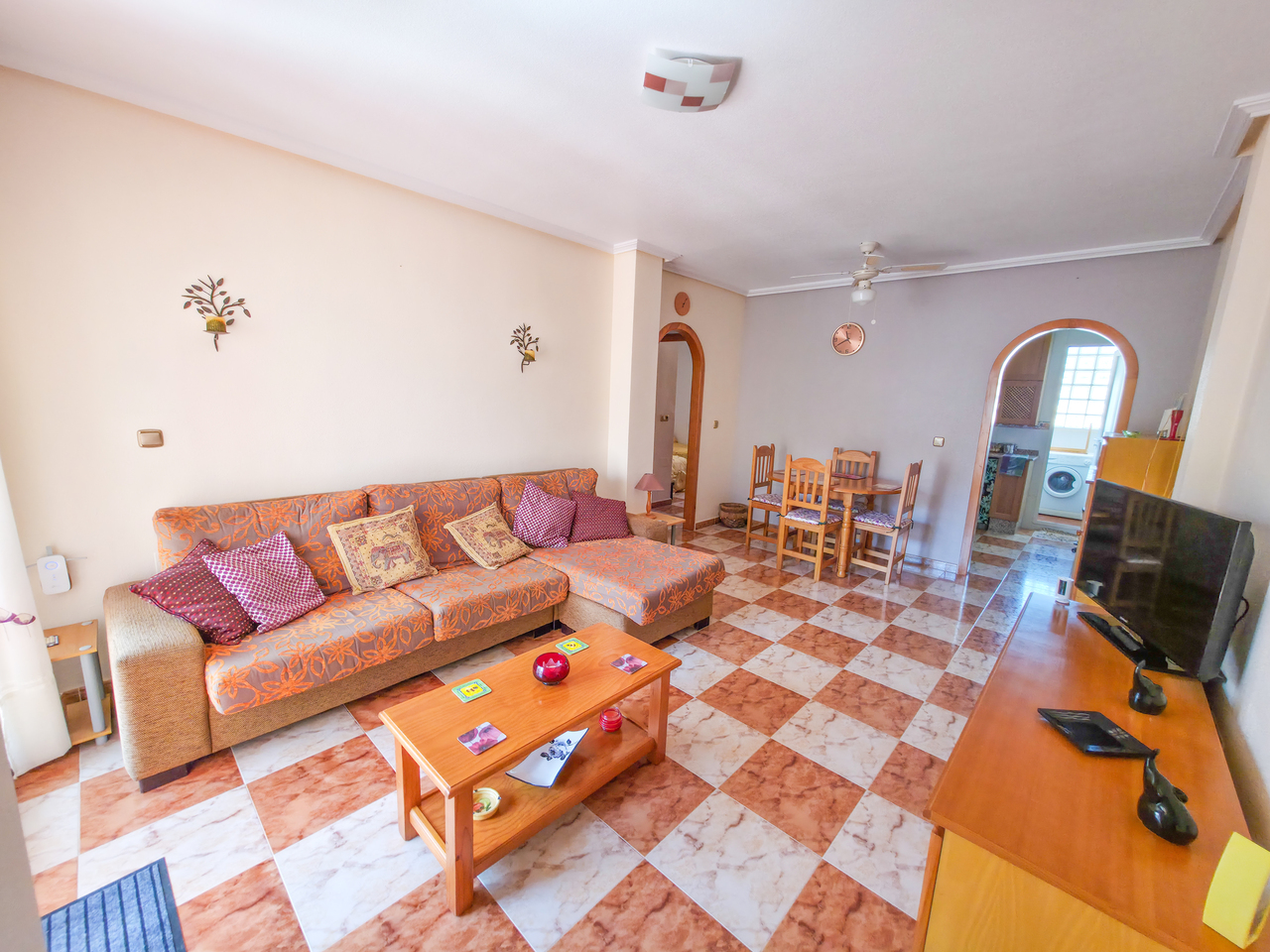 Élégant appartement T3 à Playa Golf I – Terrasse ensoleillée et piscines communes