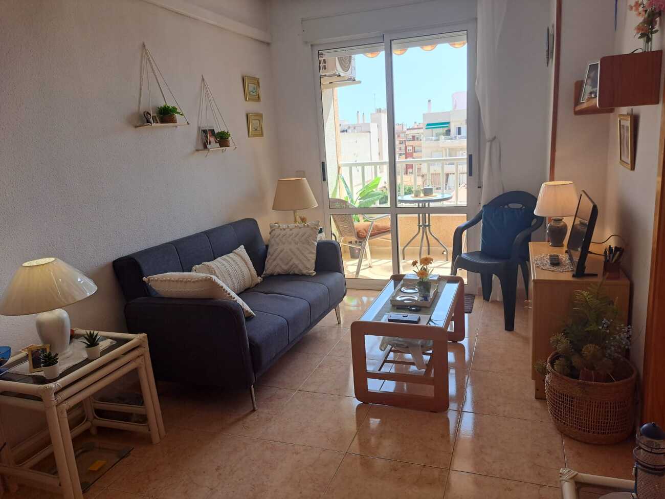 Stylish Apartment in Torrevieja with Communal Pool