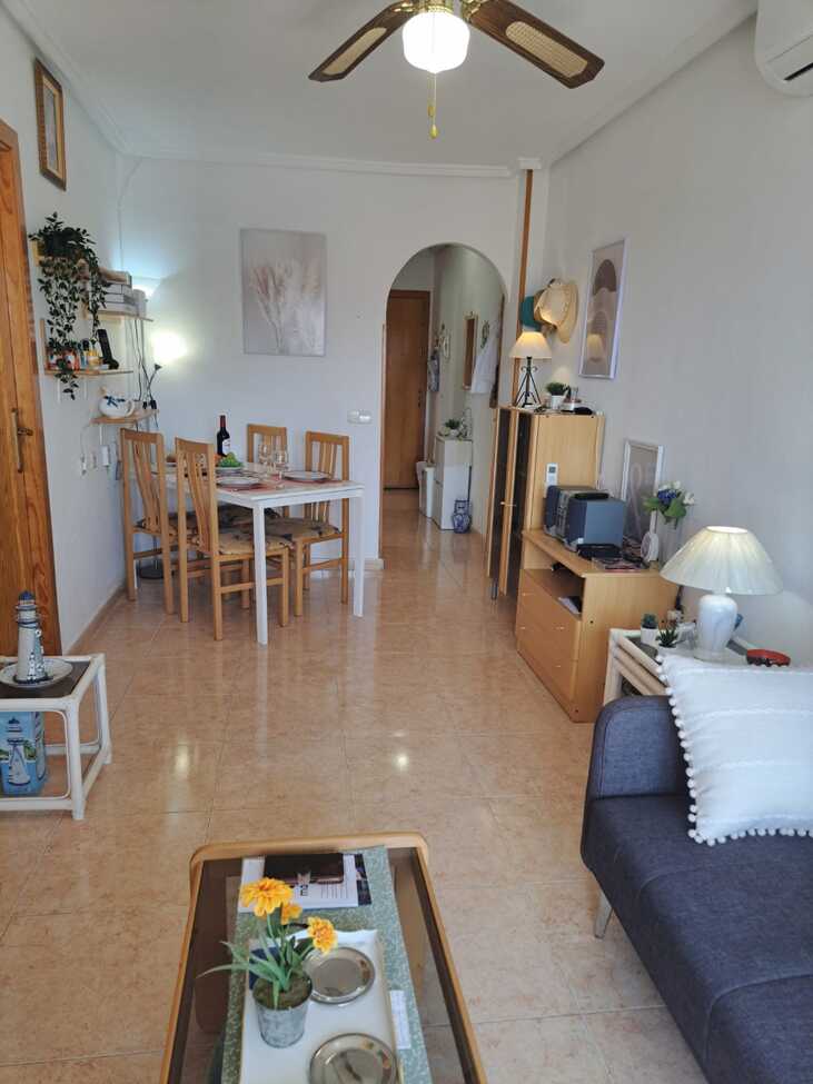 Dining area in apartment for sale in Torrevieja