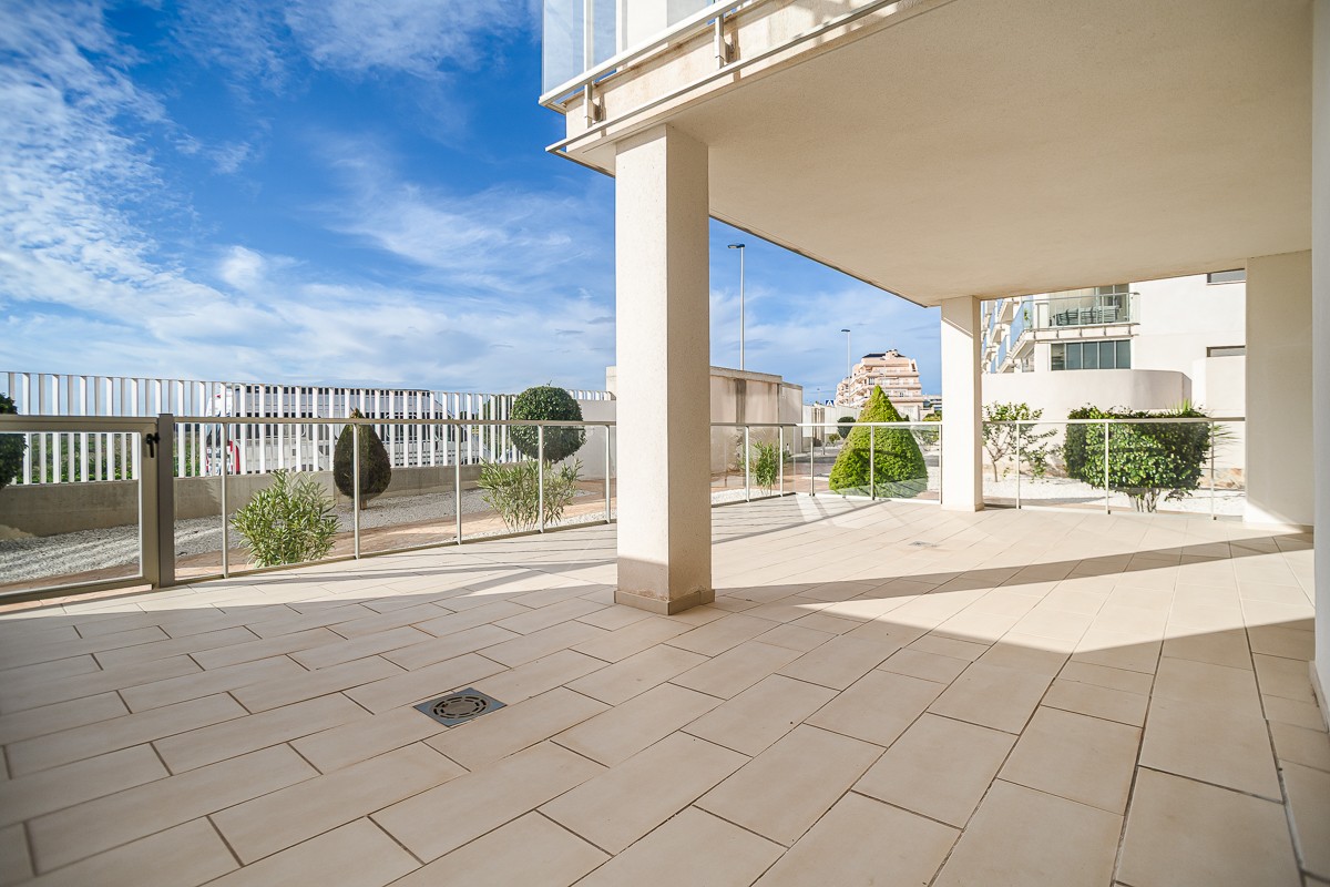 Kitchen in apartment for sale in Orihuela Costa