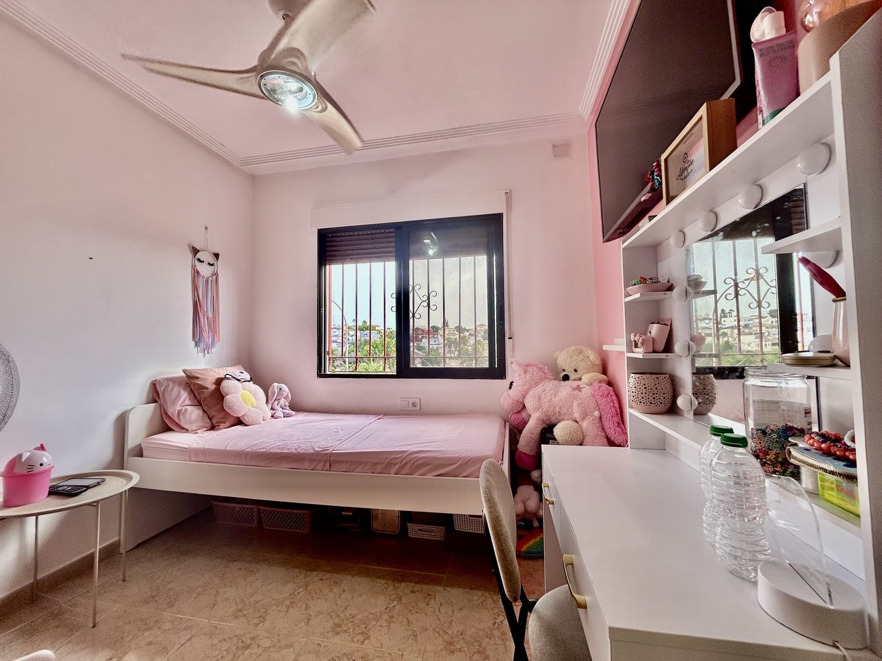Terrace in villa for sale in Villamartin
