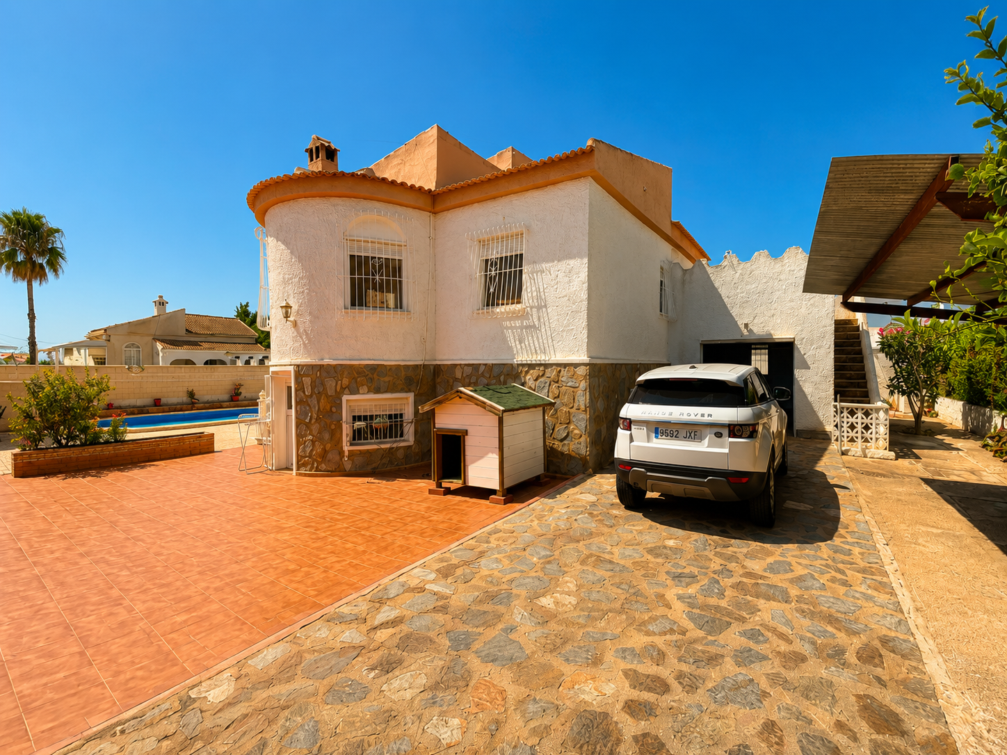 Garden in villa for sale in Torrevieja