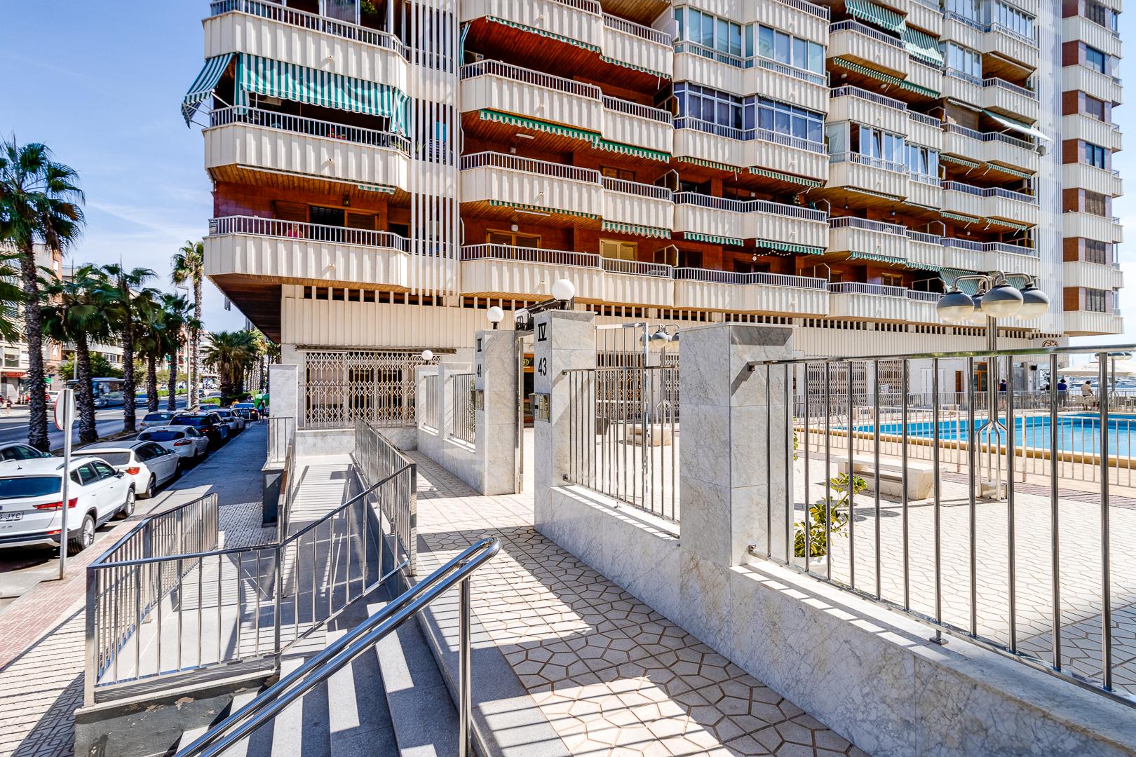 Bathroom in apartment for sale in Torrevieja