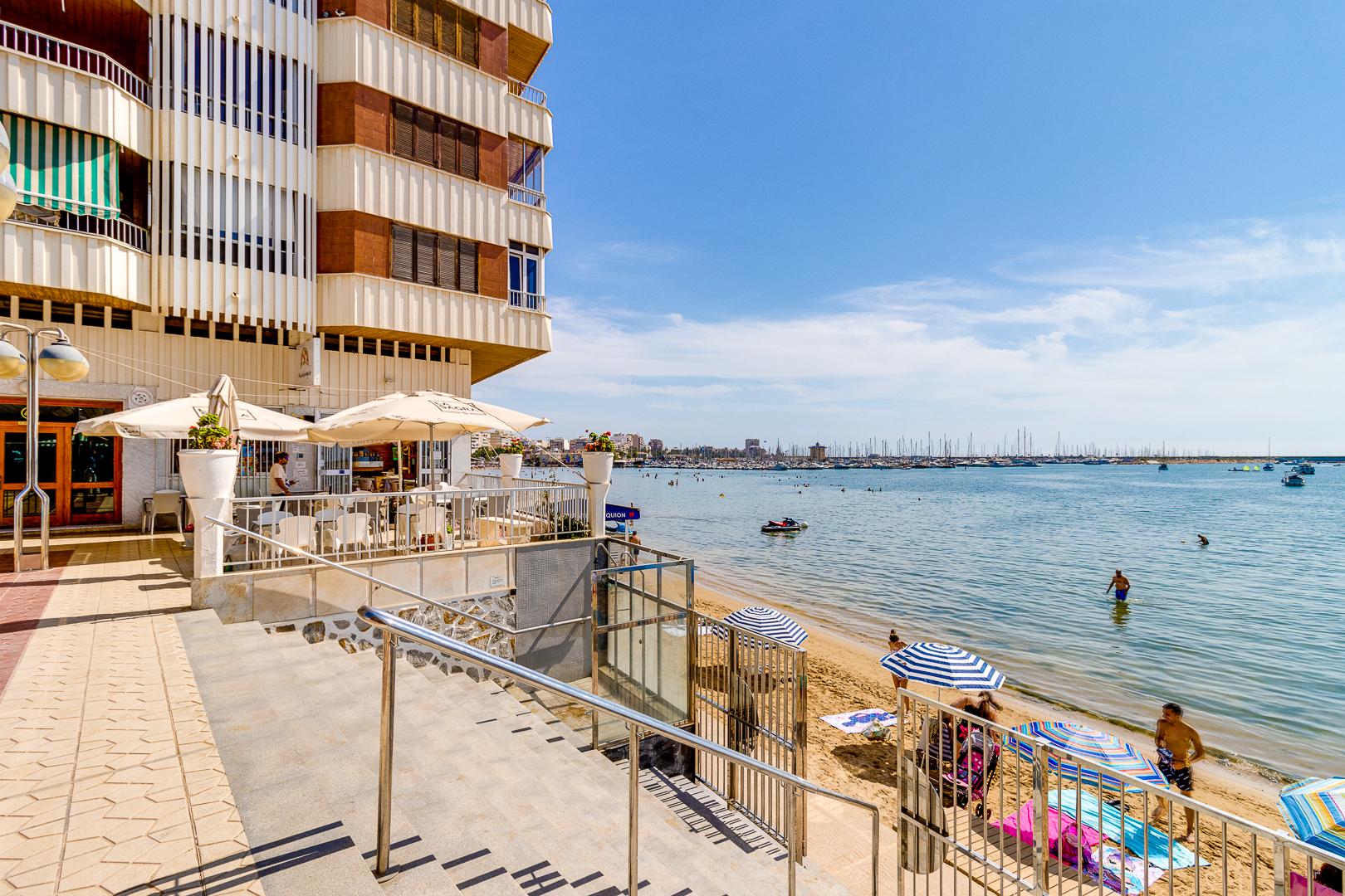 Dining area in apartment for sale in Torrevieja