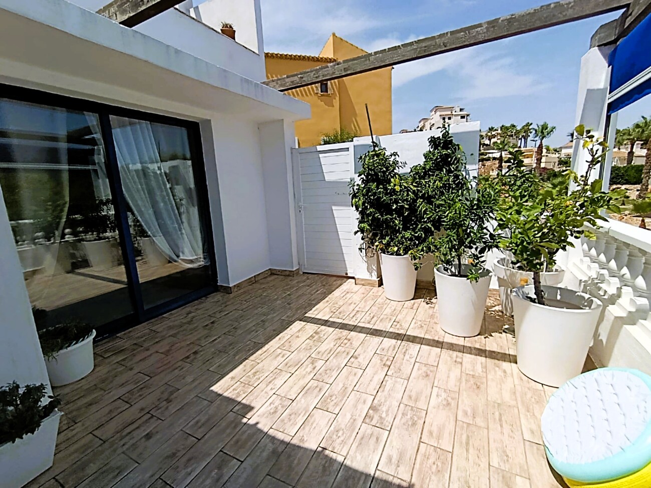 Master bedroom in apartment for sale in Las Ramblas Golf