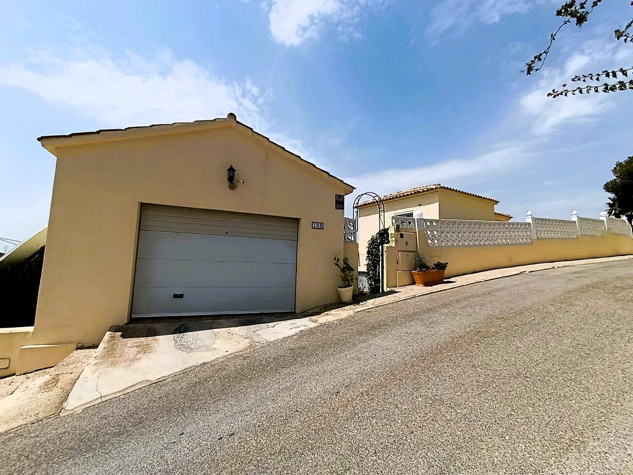 Exterior view in villa for sale in Las Ramblas Golf