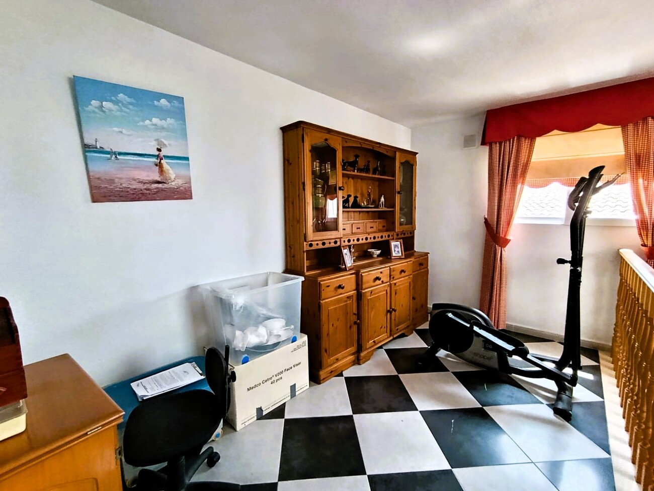 Kitchen in villa for sale in Las Ramblas Golf