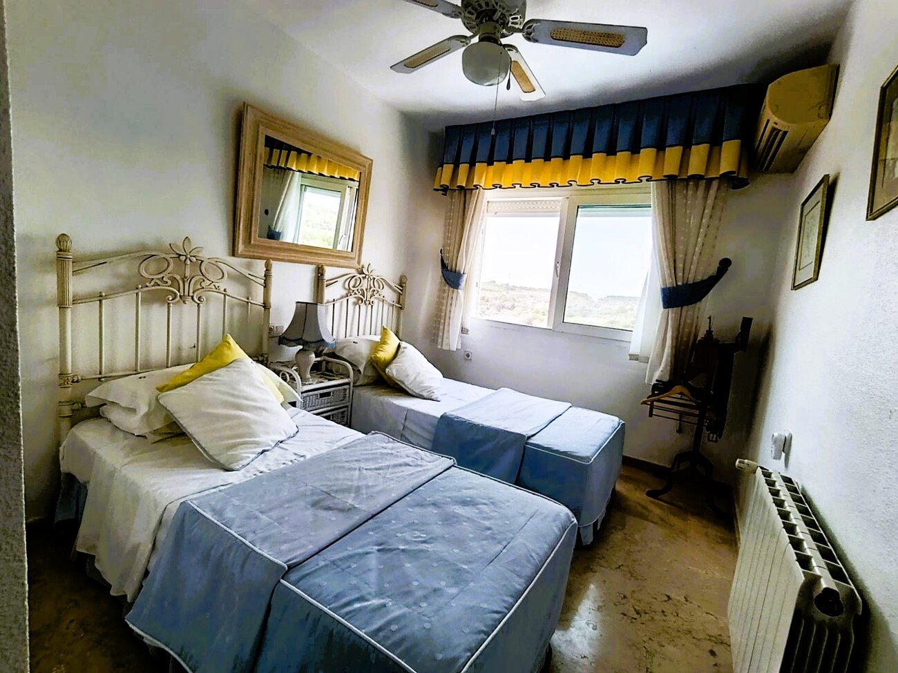 Terrace in villa for sale in Las Ramblas Golf