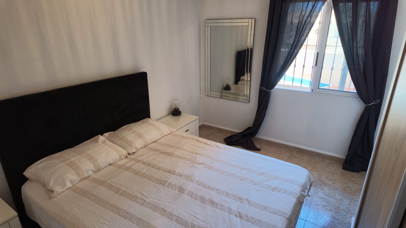 Terrace in villa for sale in Villamartin