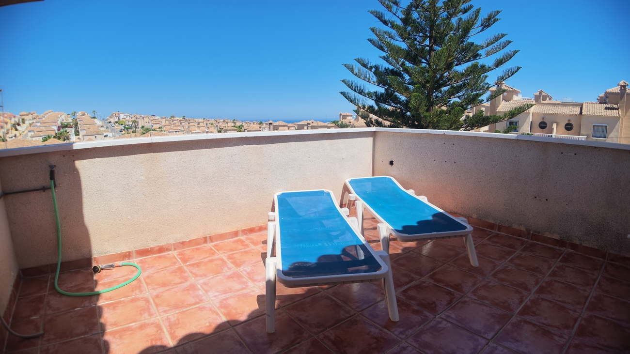 Pool area in villa for sale in Villamartin