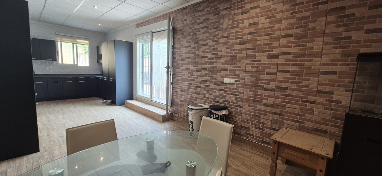 Terrace in villa for sale in Villamartin