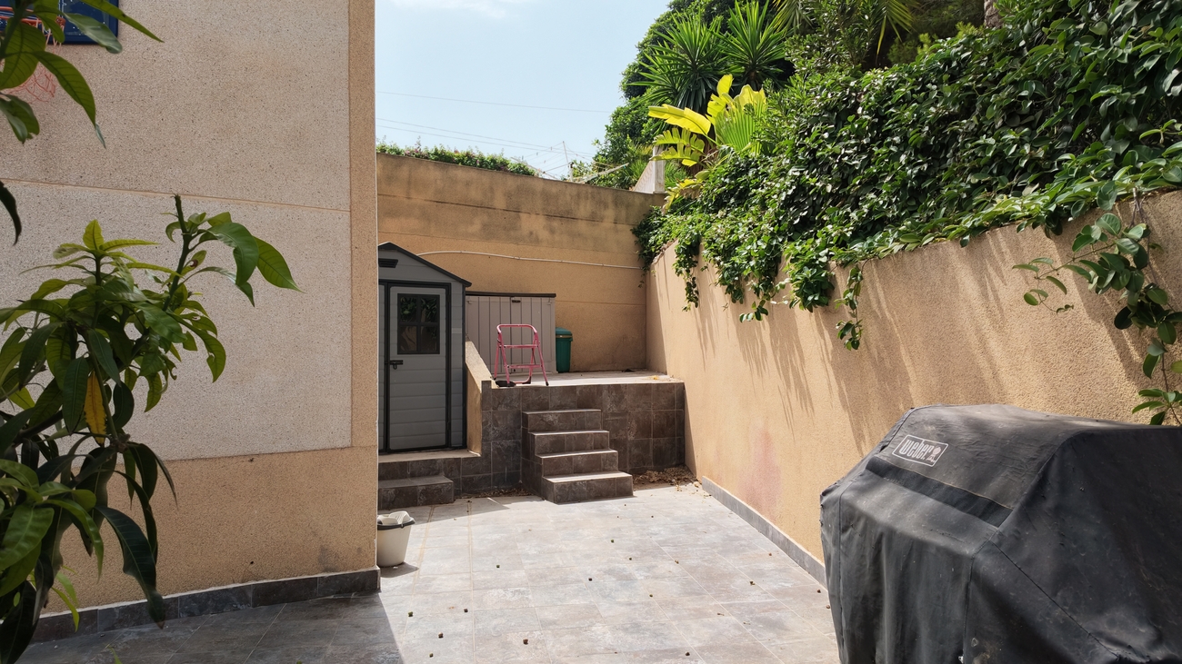 Dining area in villa for sale in Villamartin