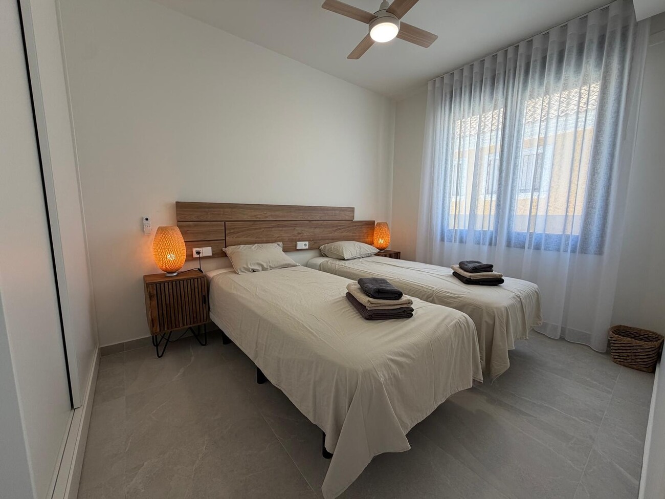 Pool area in terraced for sale in Torre de La Horadada