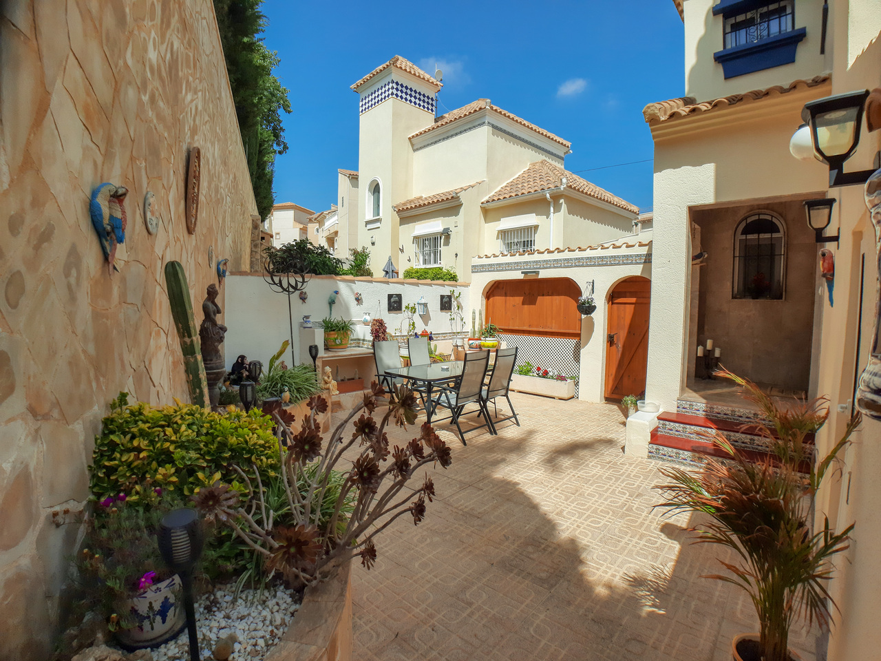 Pool area in villa for sale in Villamartin