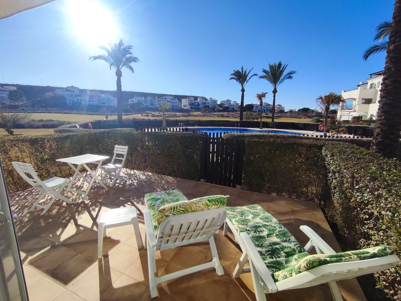 شقة حديقة عصرية بطابقين في منتجع Hacienda Riquelme Golf – إطلالة جنوبية ومناطق معيشة فاخرة