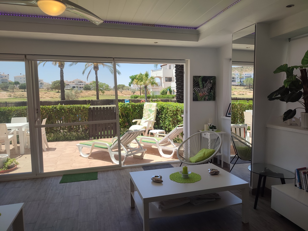 Garden in apartment for sale in Hacienda Riquelme Golf Resort