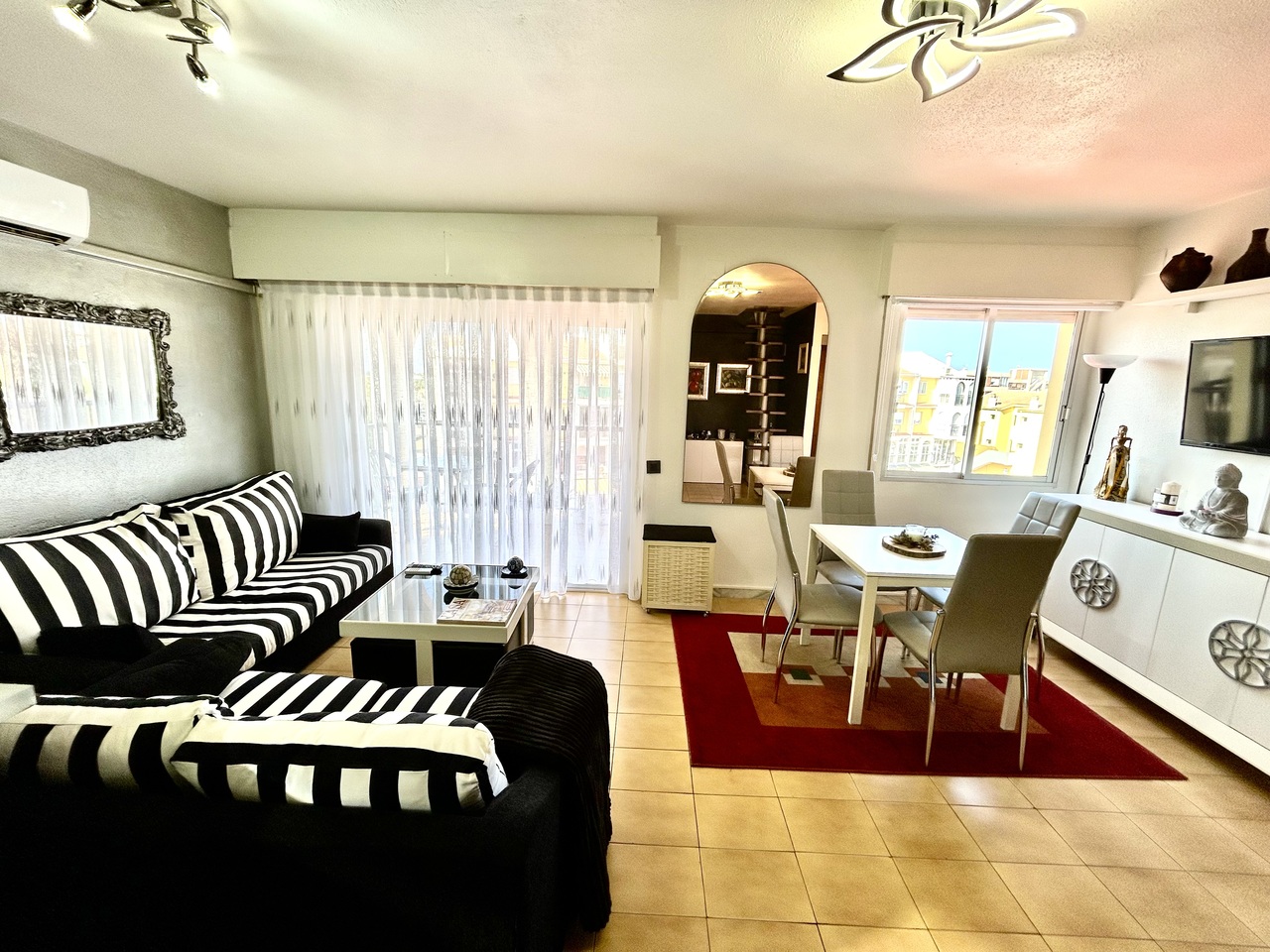 Luxury Apartment in Torrevieja with Sea Views
