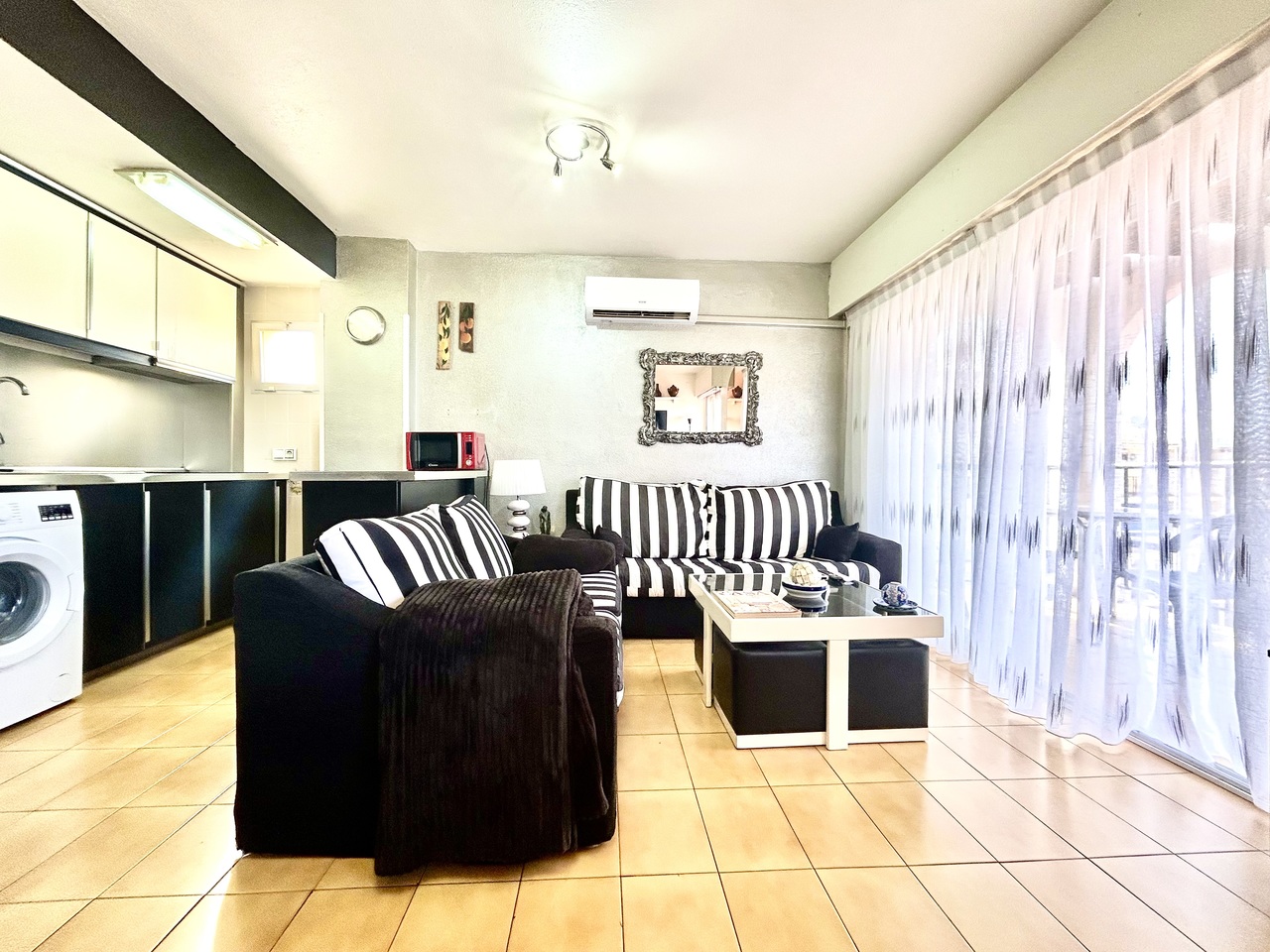 Luxury Apartment in Torrevieja with Sea Views