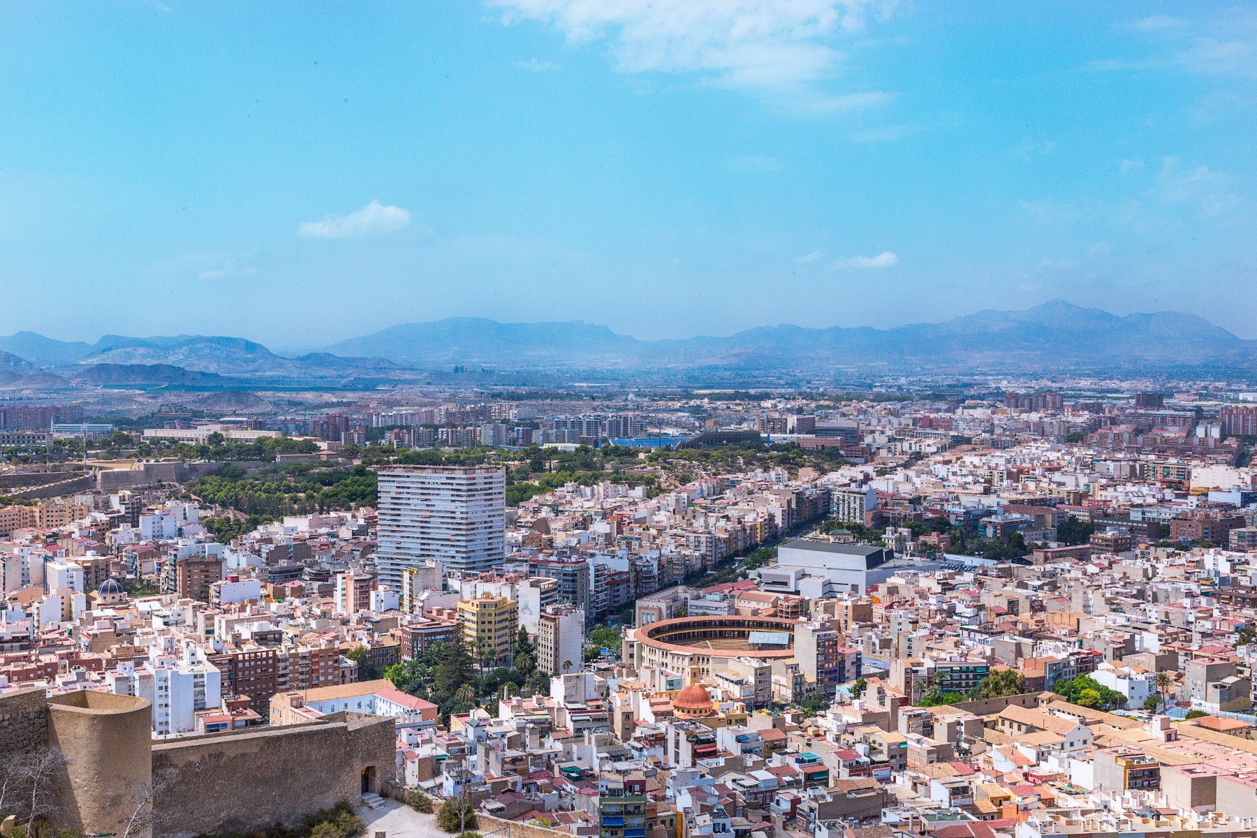 Terrace in apartment for sale in Alicante
