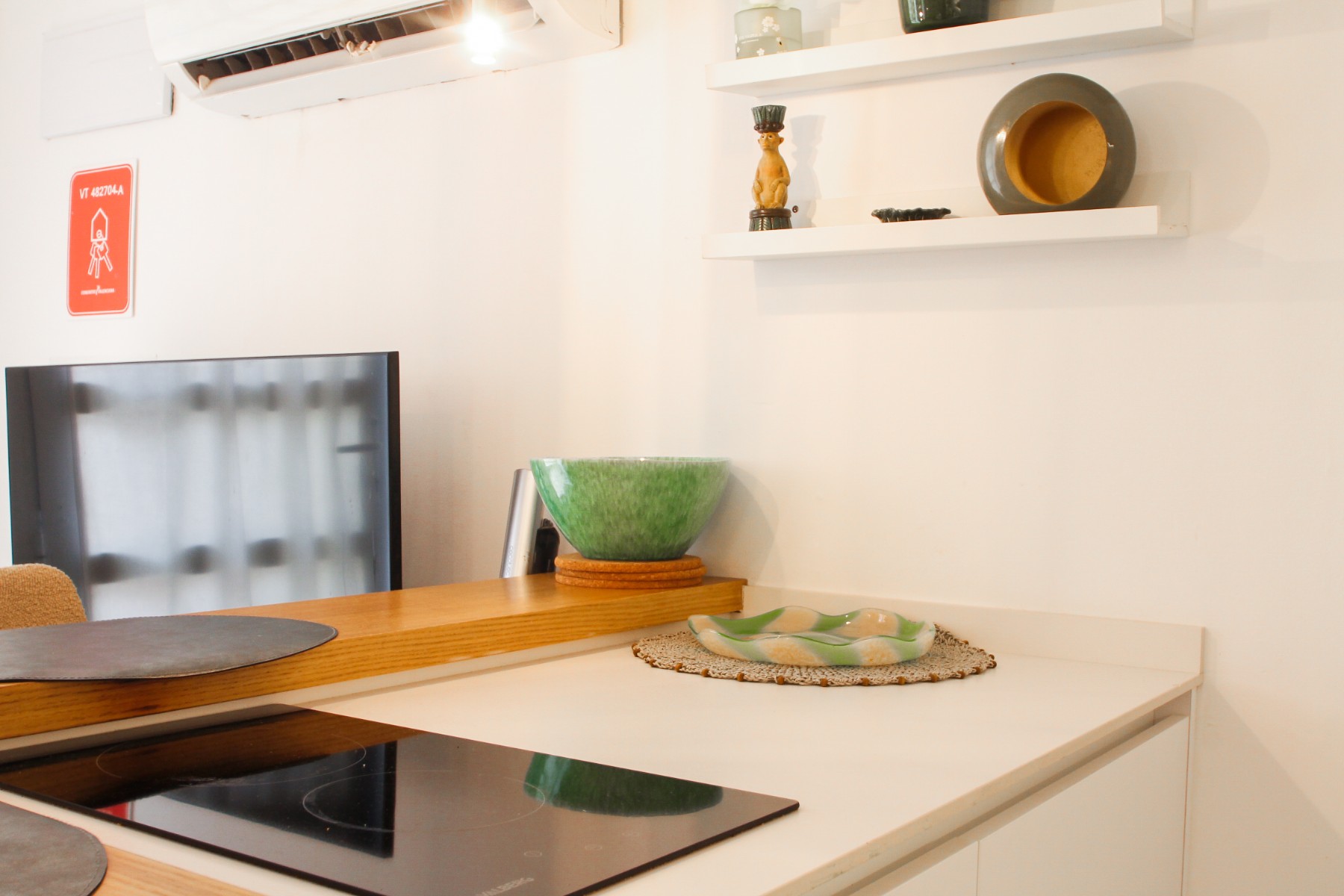 Bedroom in apartment for sale in Alicante