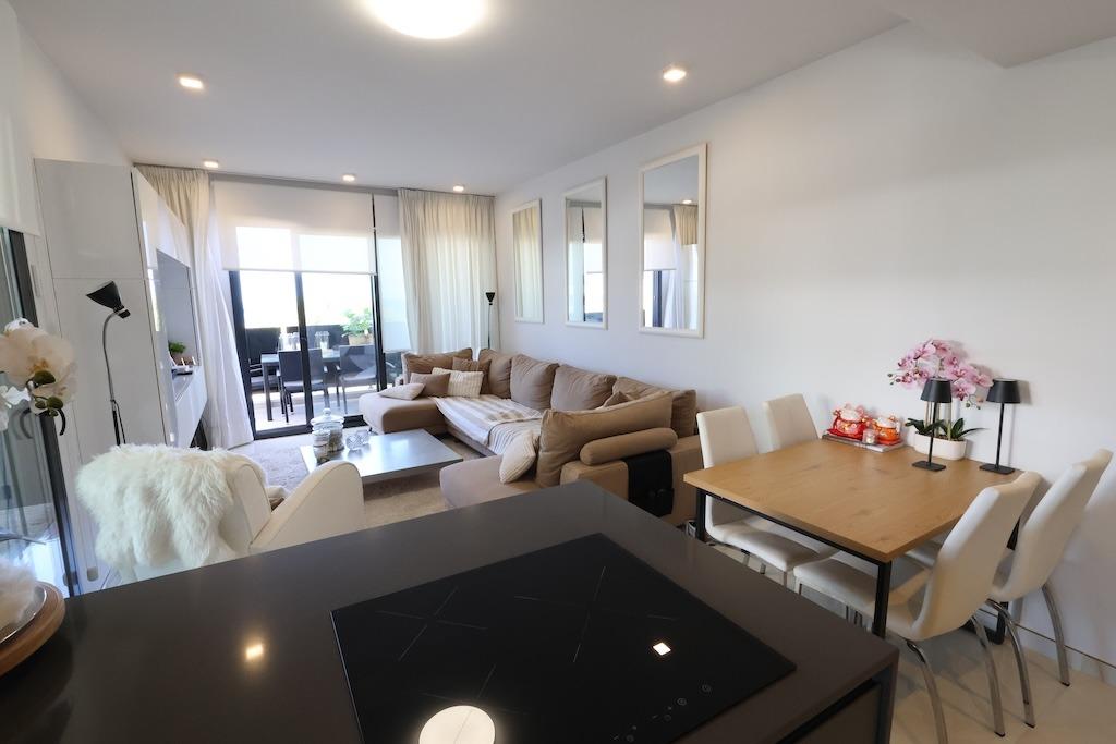 Garden in apartment for sale in Orihuela Costa