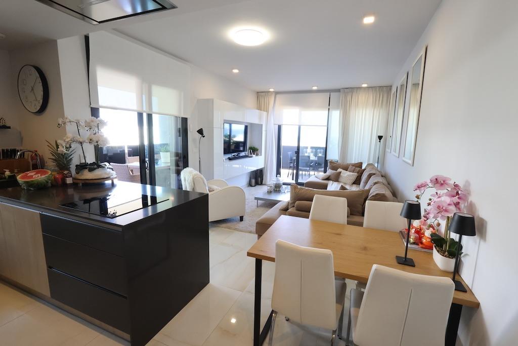 Bedroom in apartment for sale in Orihuela Costa
