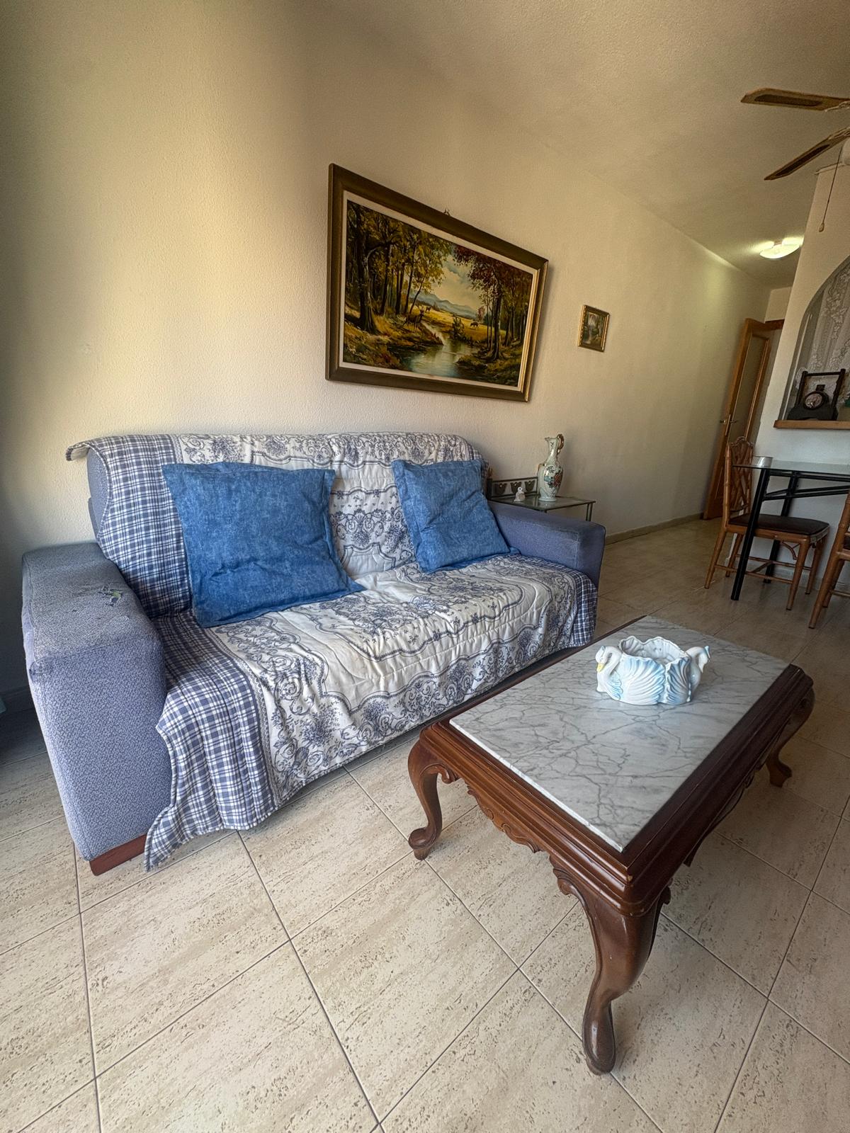 Living room in apartment for sale in Torrevieja