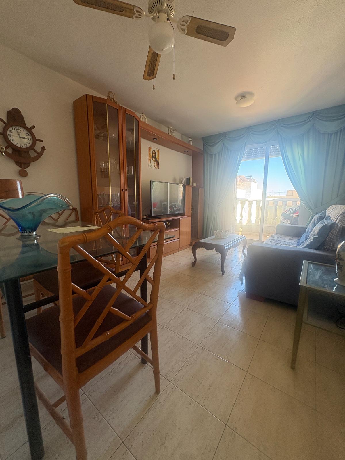 Kitchen in apartment for sale in Torrevieja