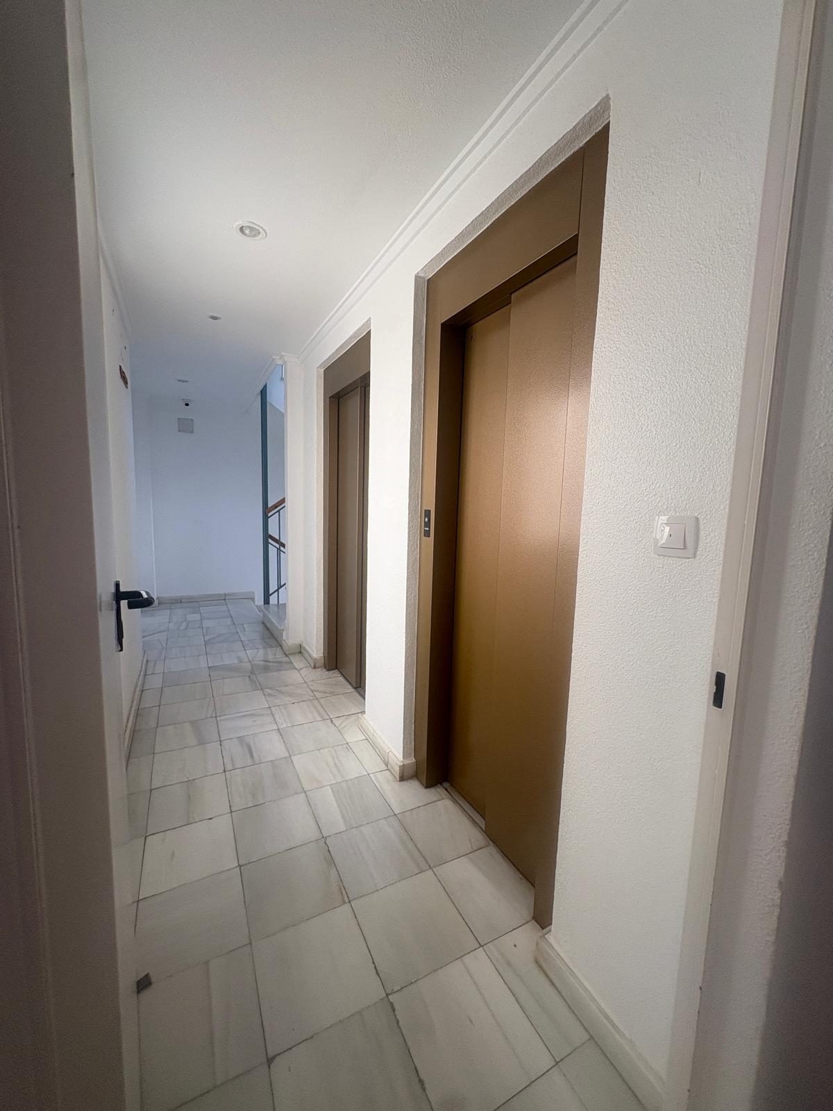 Kitchen in apartment for sale in Torrevieja