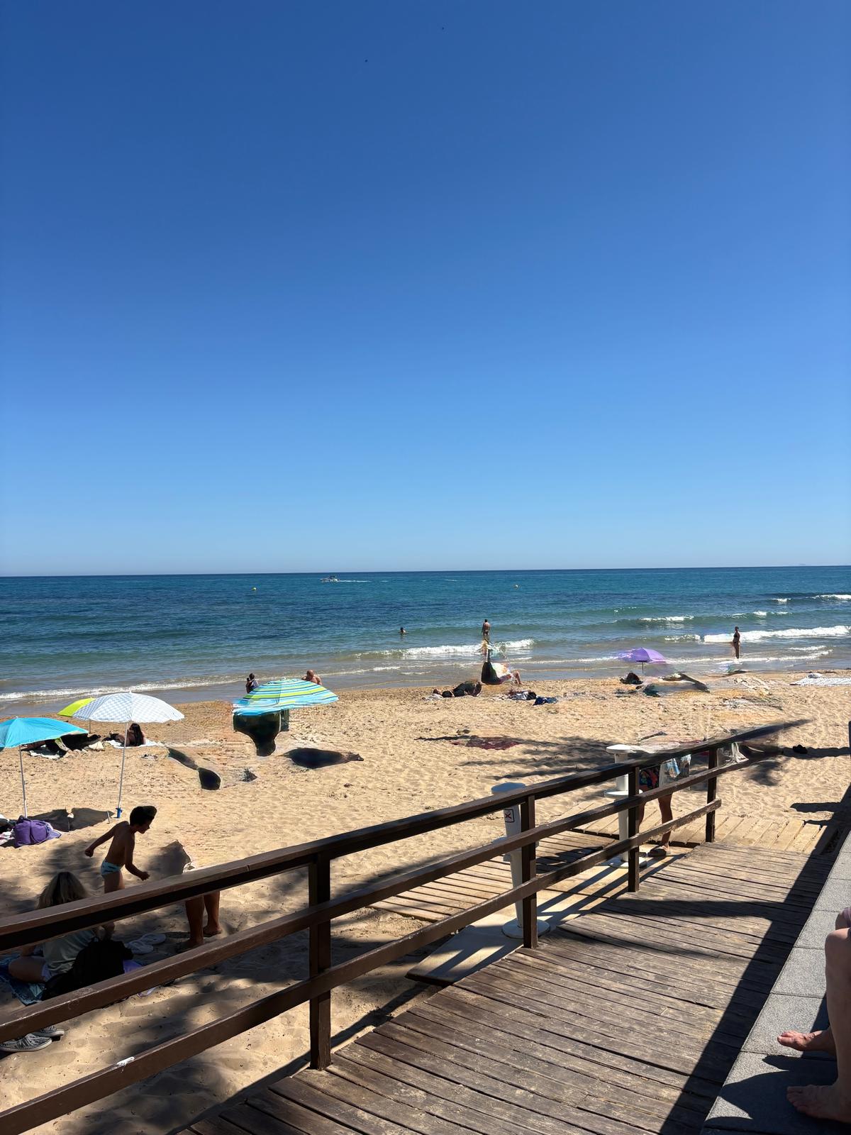 Bedroom in apartment for sale in Torrevieja