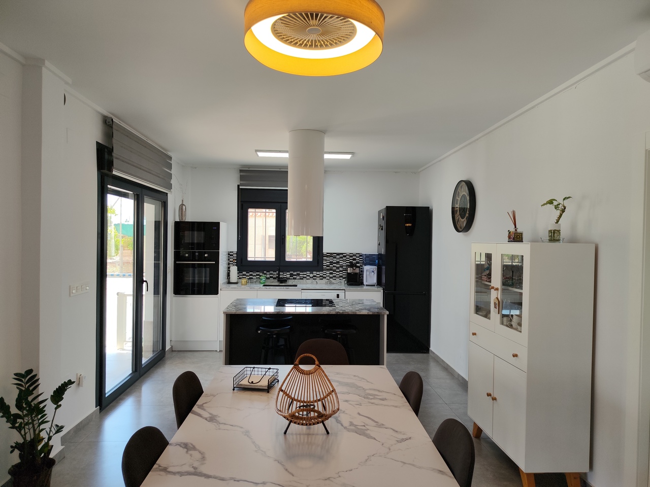 Terrace in villa for sale in Los Montesinos