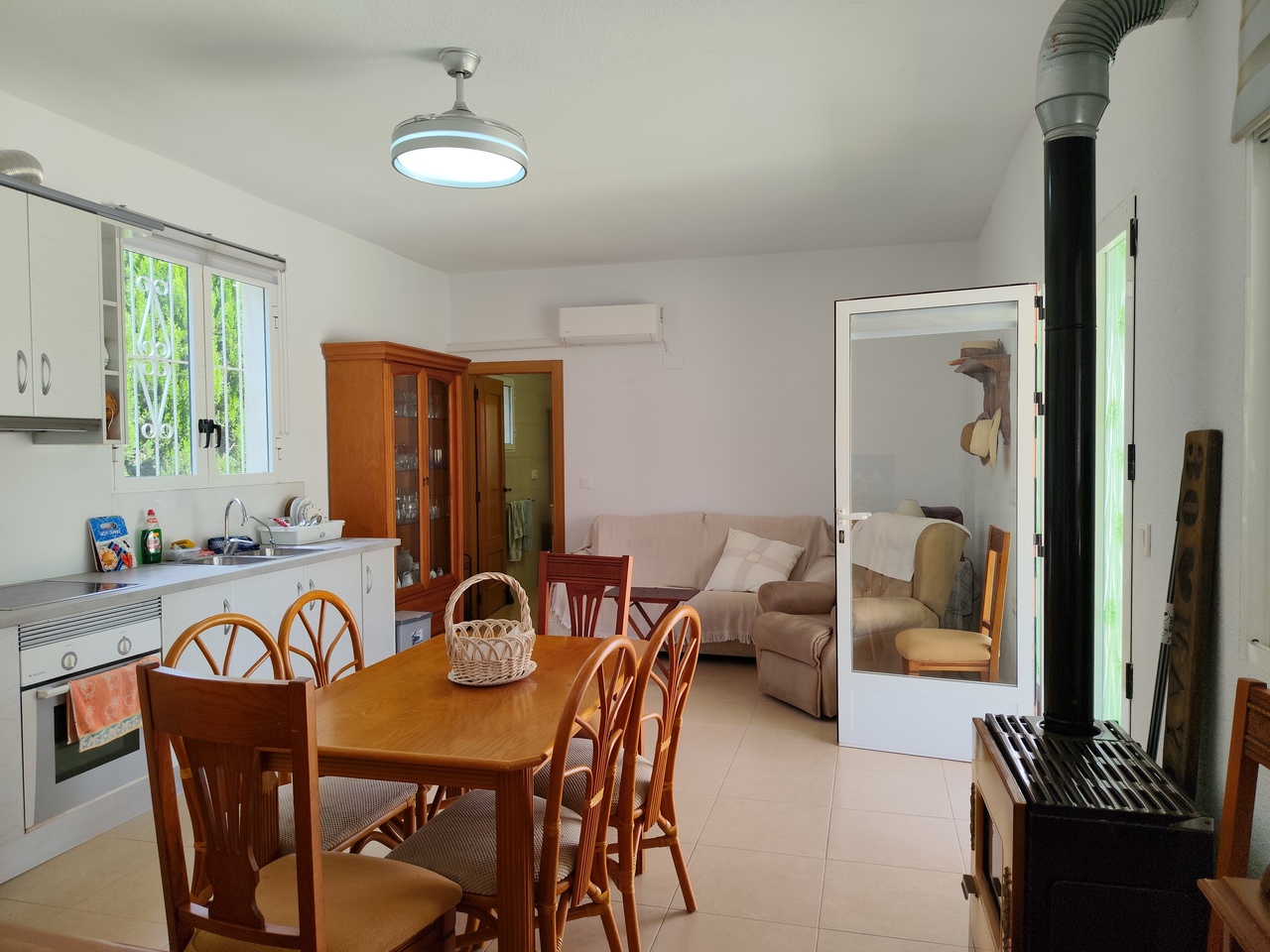 Living room in villa for sale in Los Montesinos