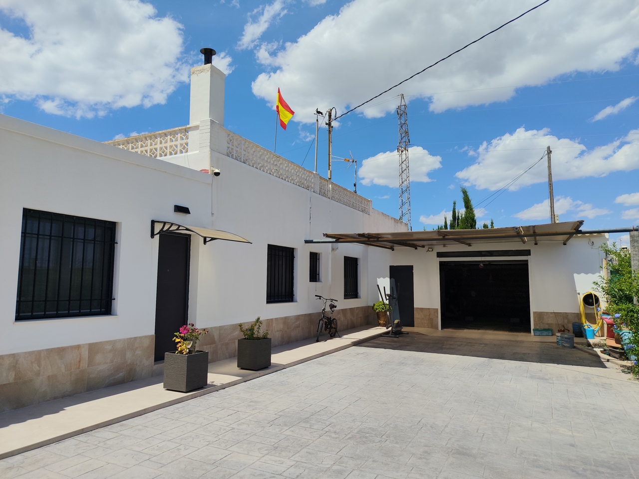 Dining area in villa for sale in Los Montesinos