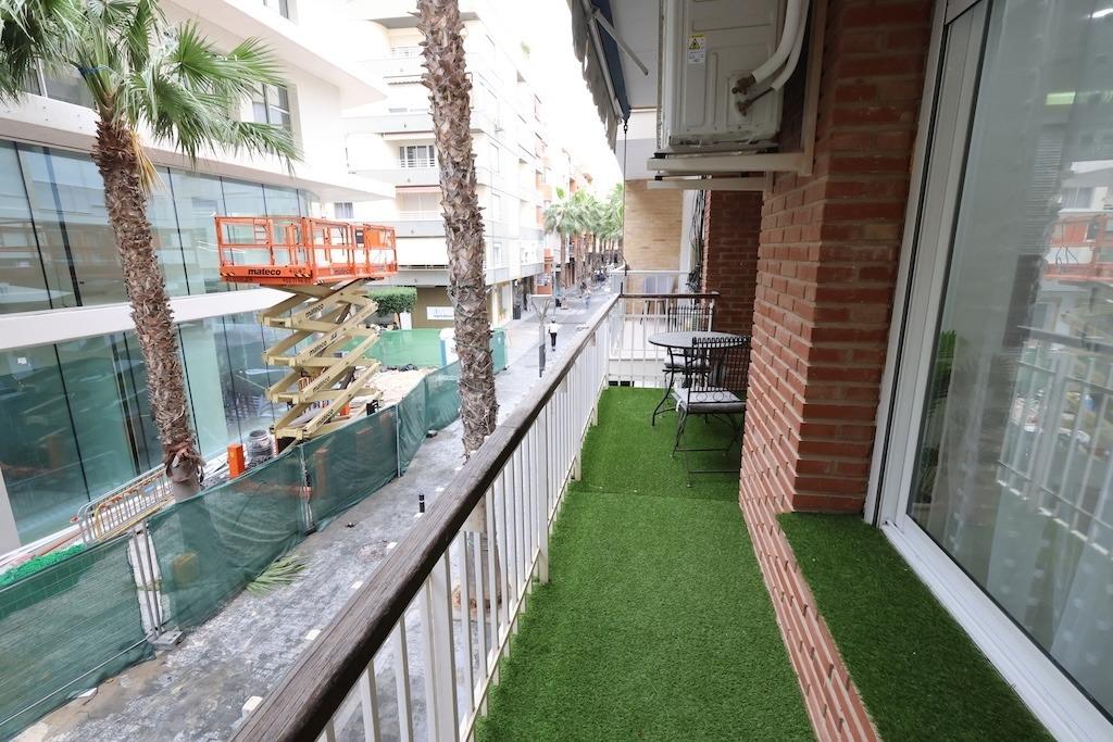 Master bedroom in apartment for sale in Torrevieja
