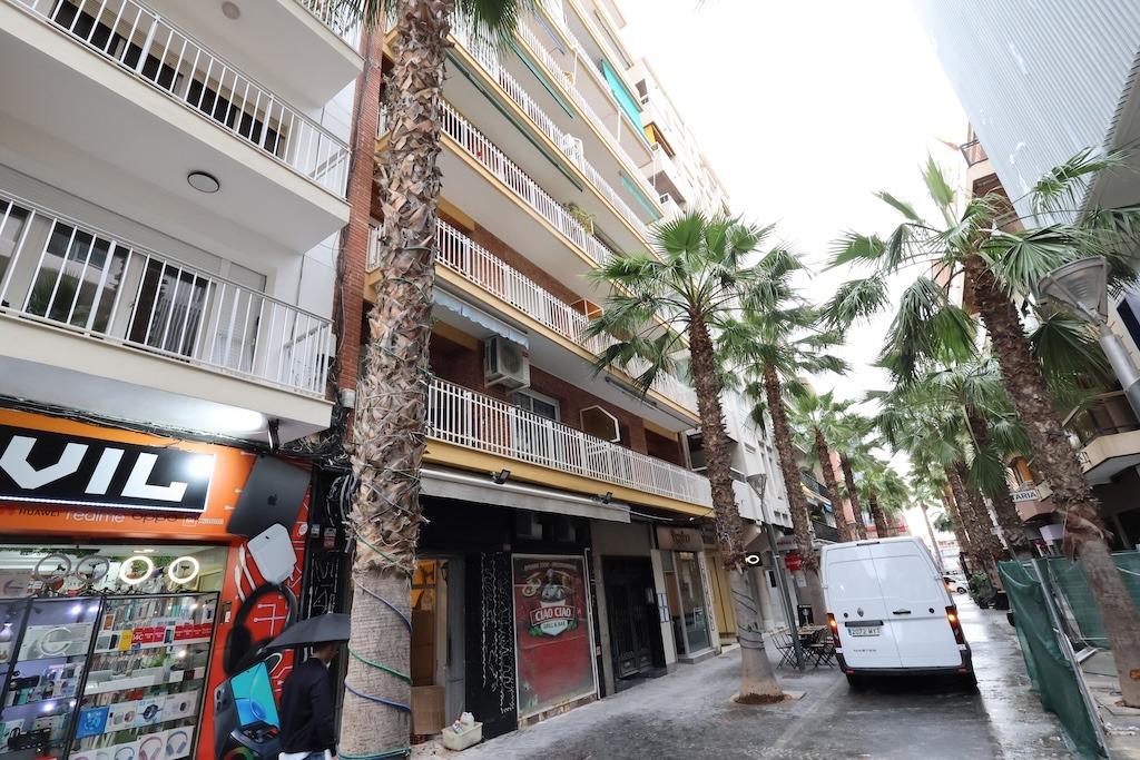 Bathroom in apartment for sale in Torrevieja