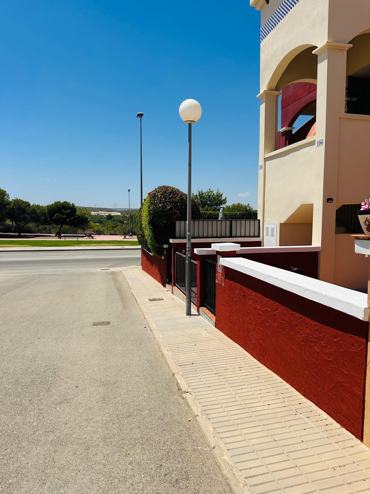 Bathroom in bungalow for sale in Orihuela Costa