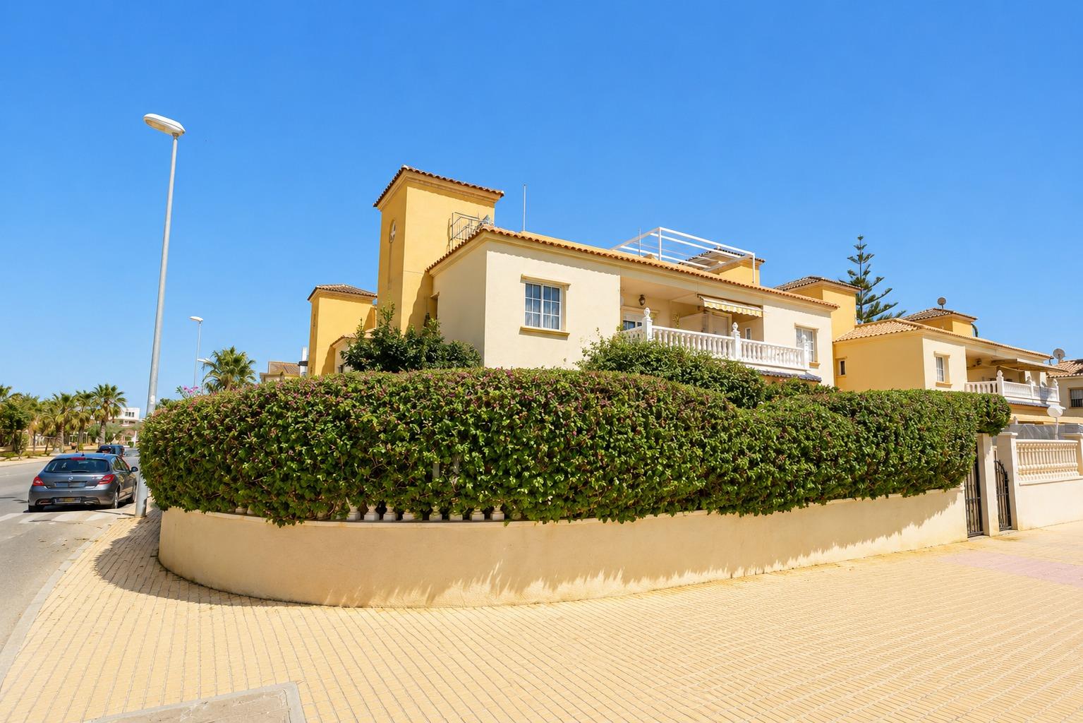 Eksklusiv Bungalow i Lomas de Cabo Roig