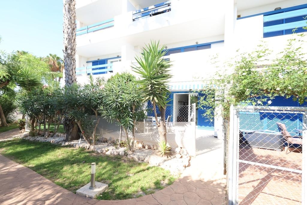 Luksuslig Eiendom til Salg i Torrevieja med Sjøutsikt