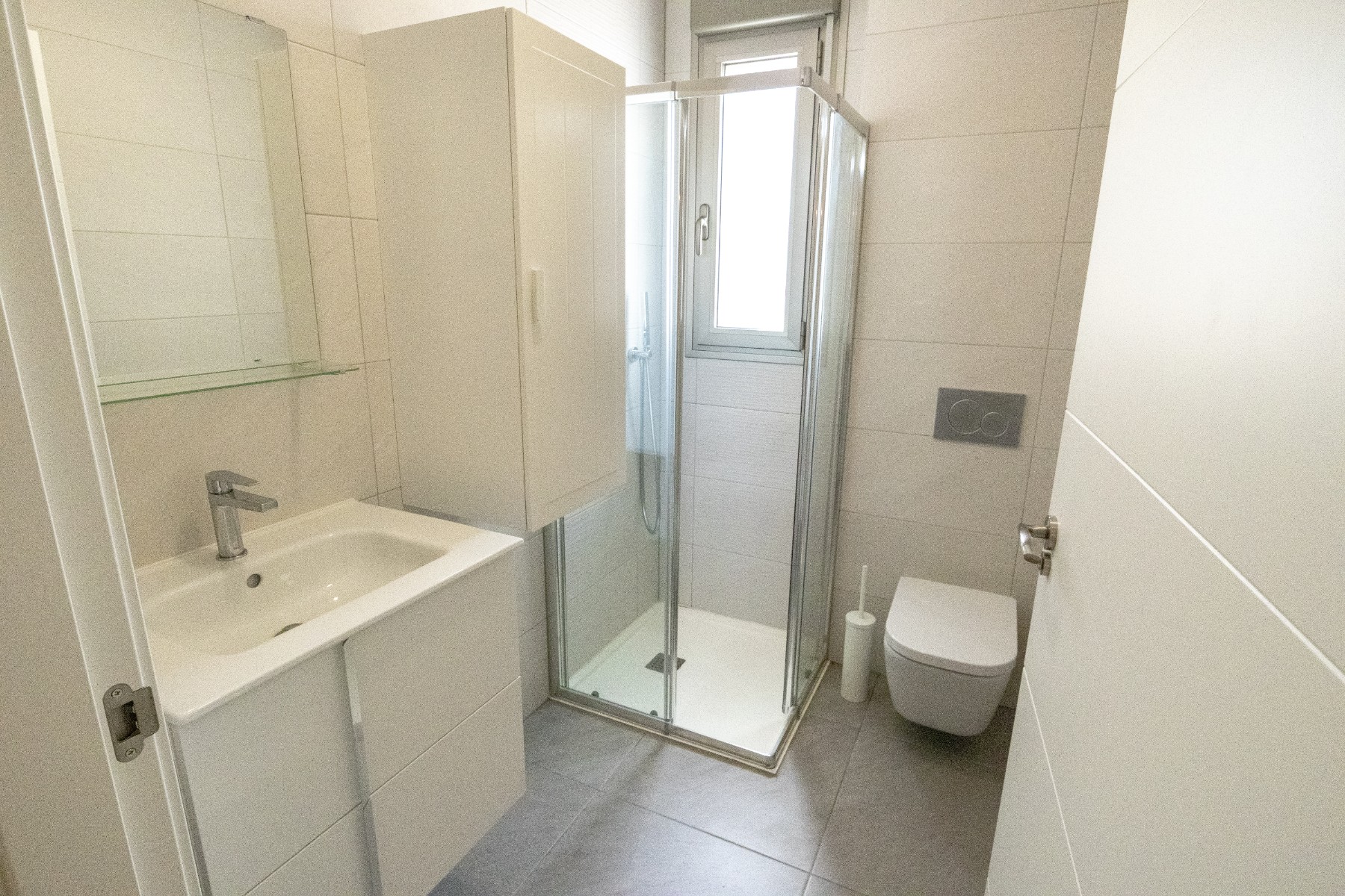 Bedroom in apartment for sale in Los Dolses