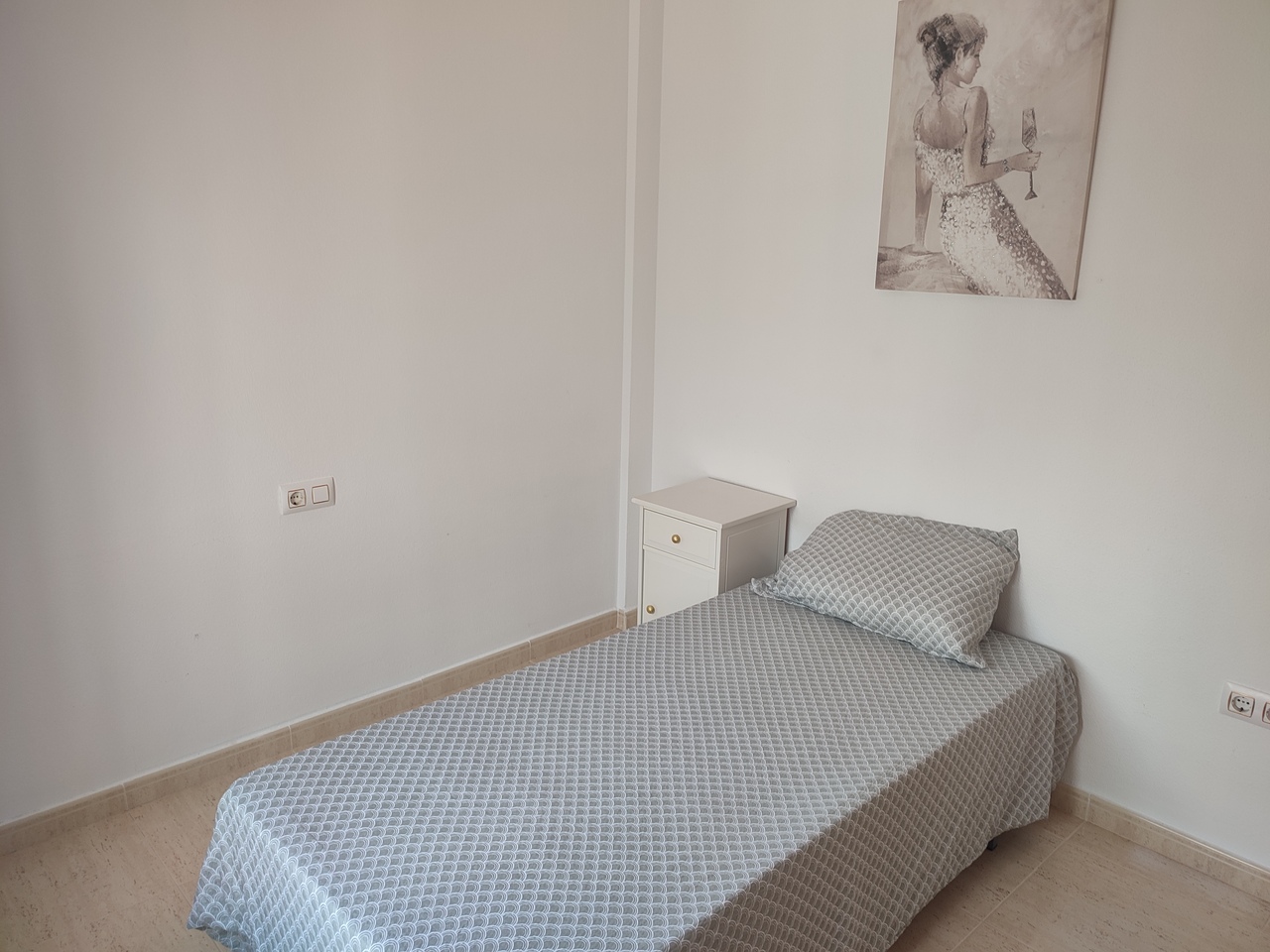 Master bedroom in villa for sale in Sucina