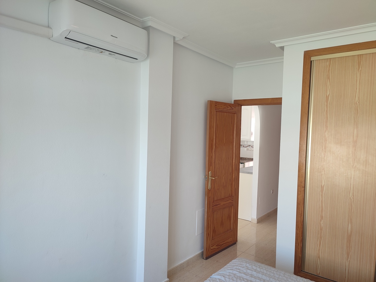 Bedroom in villa for sale in Sucina