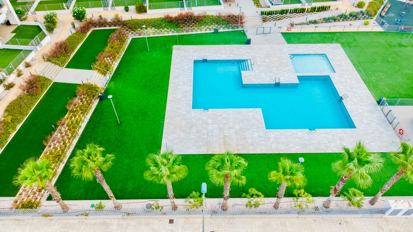 Elegant 2-roms leilighet med hage- og bassengutsikt i Villamartín, Orihuela Costa
