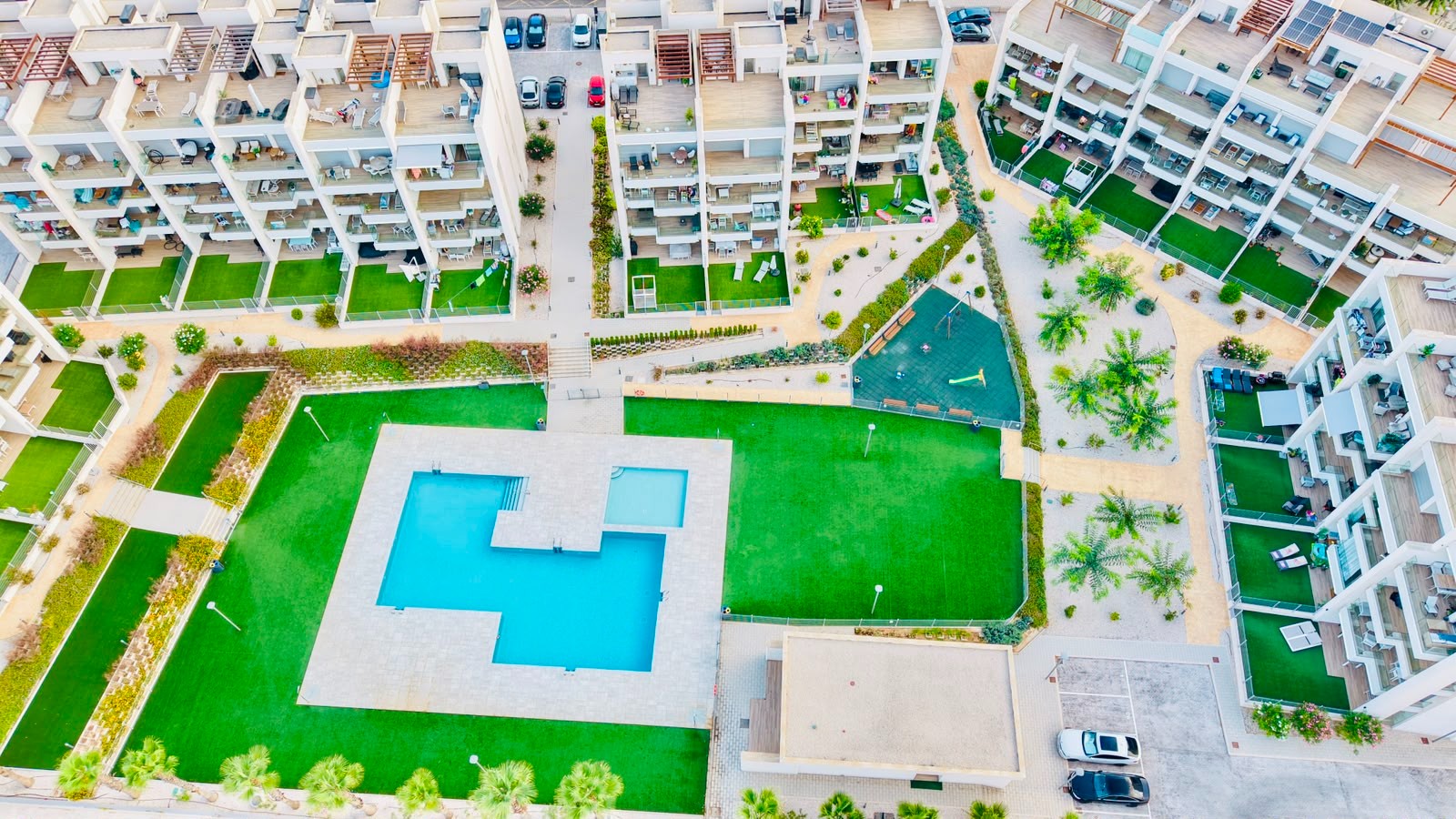 Elegant 2-roms leilighet med hage- og bassengutsikt i Villamartín, Orihuela Costa