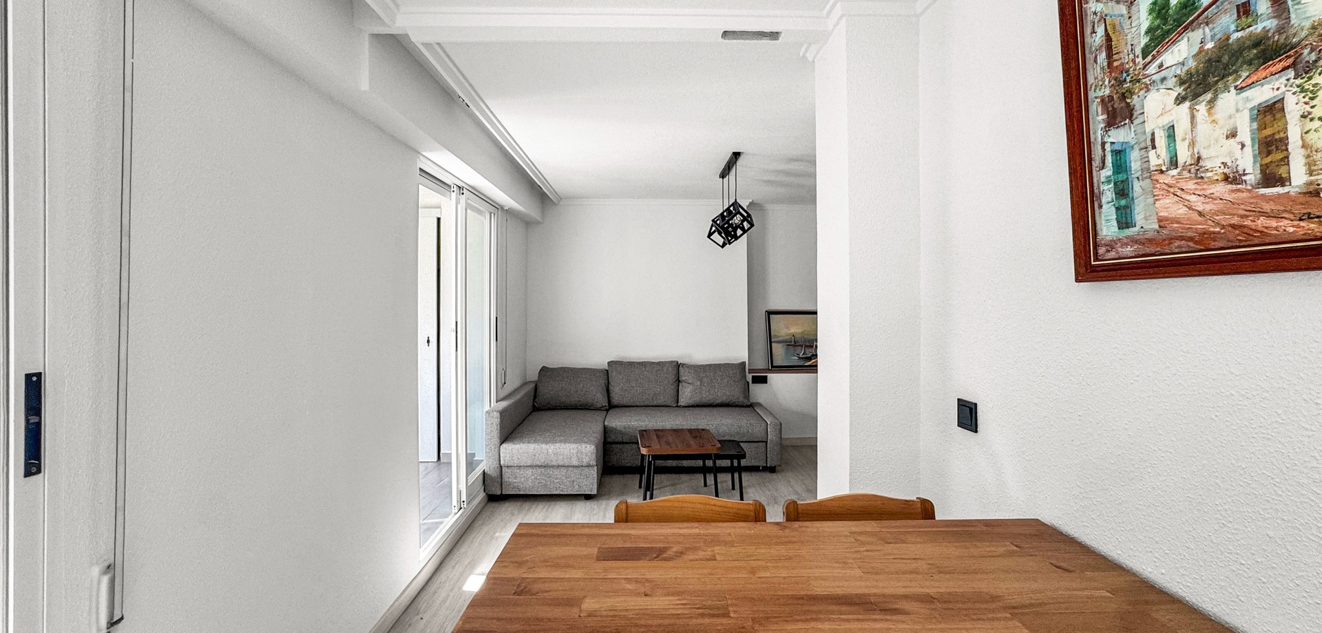 Master bedroom in apartment for sale in Torrevieja