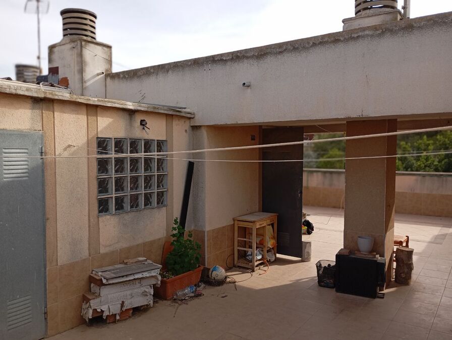 Dining area in duplex for sale in Rojales