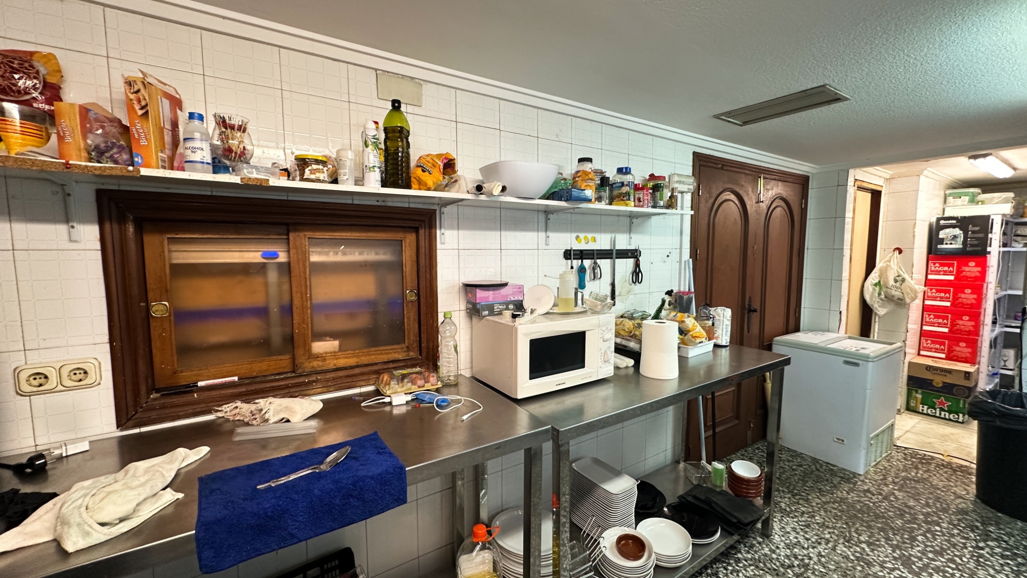 Bedroom in commercial for sale in Torrevieja