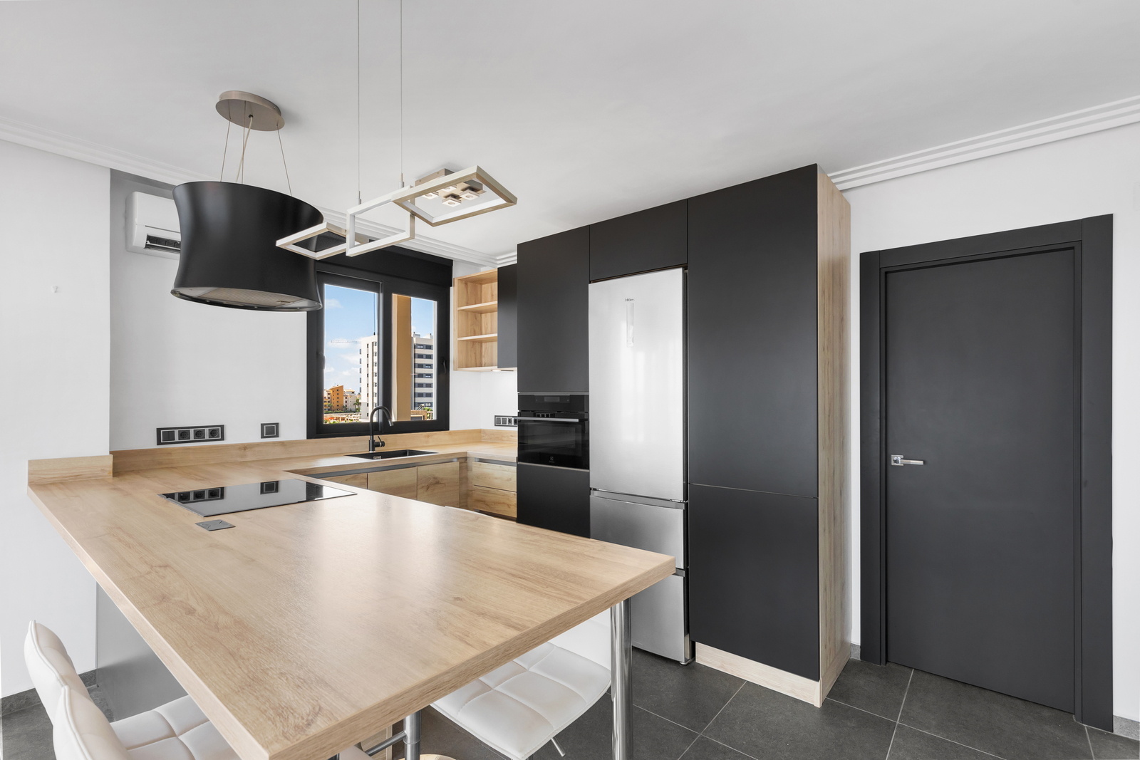 Living room in apartment for sale in Torrevieja