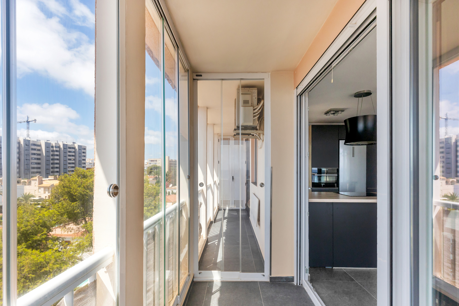 Dining area in apartment for sale in Torrevieja
