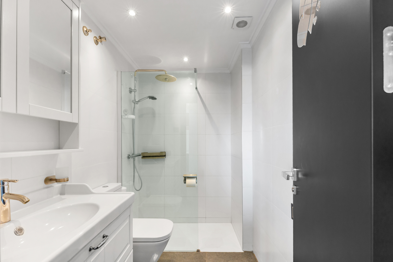 Kitchen in apartment for sale in Torrevieja