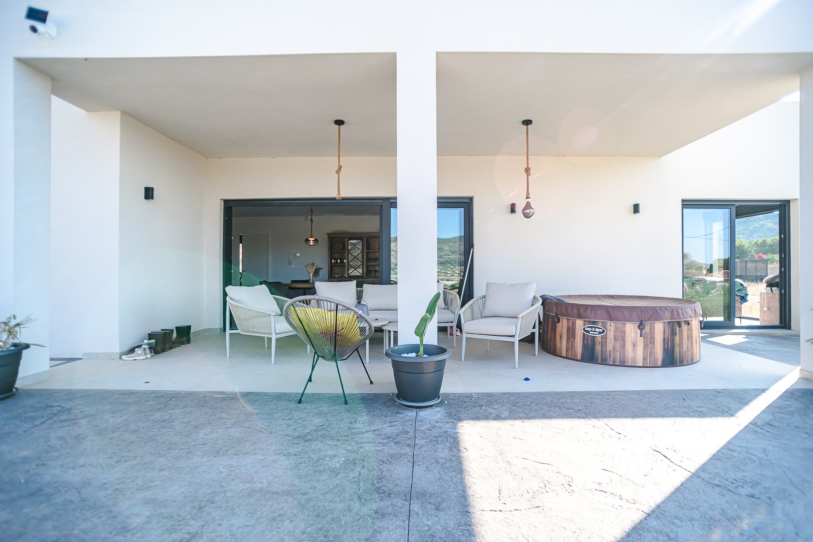 Terrace in villa for sale in Aspe
